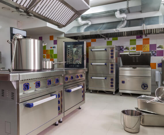 Cafeteria & Kitchens